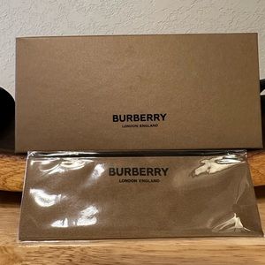 Burberry eyeglass box